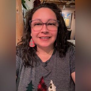 Meet your Posher, Maria